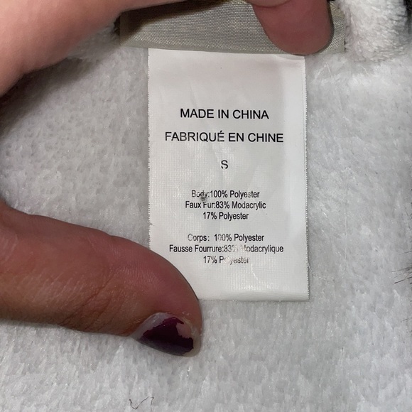 Pottery Barn Faux Fur Robe - Picture 5 of 8